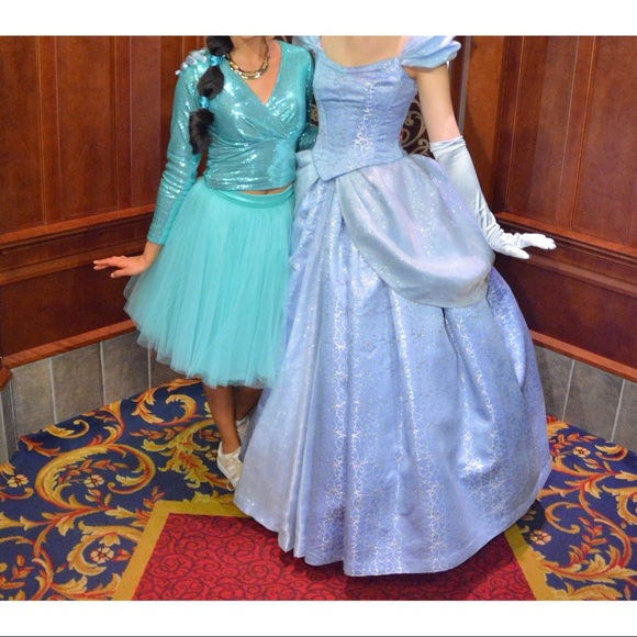 Aqua sequined crop top and tulle skirt - Picture 2 of 10